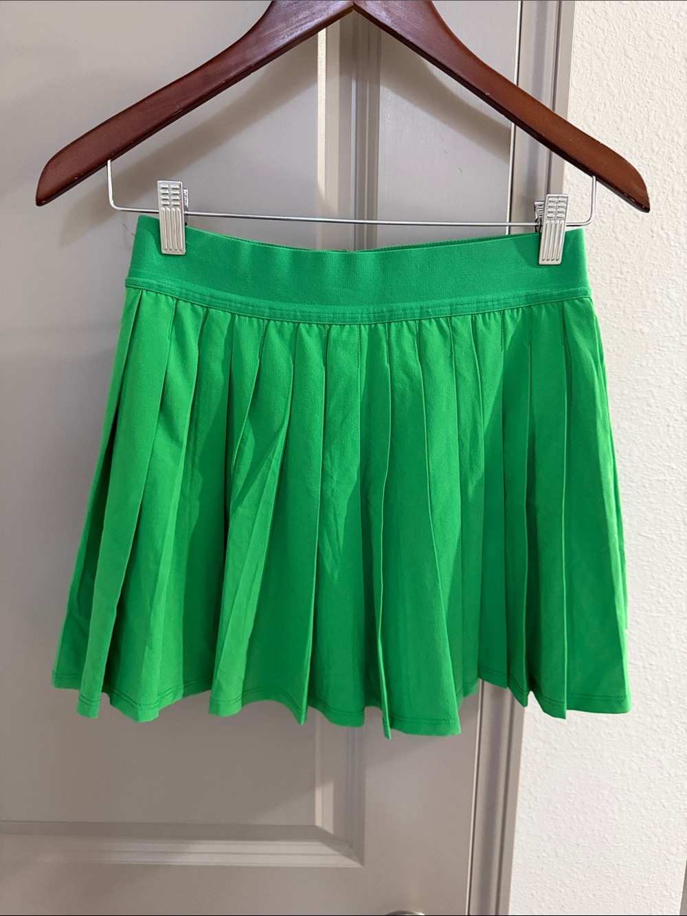 All in motion Bright Green Pleated skort mini skirt S